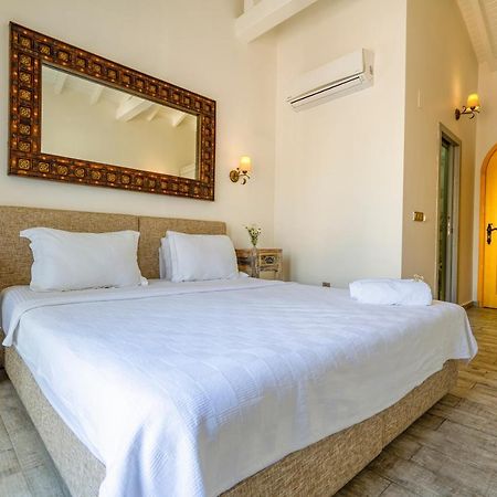 Hotel De Gold Alacati Çeşme Exteriör bild